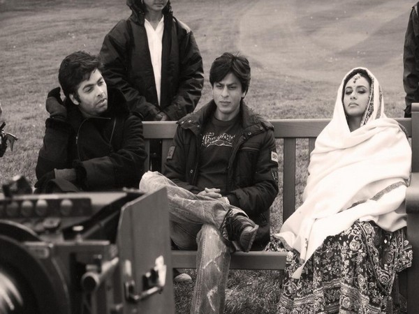Karan Johar drops throwback pic with Shah Rukh Khan, Rani Mukerji from ‘Kabhi Alvida Naa Kehna’ set