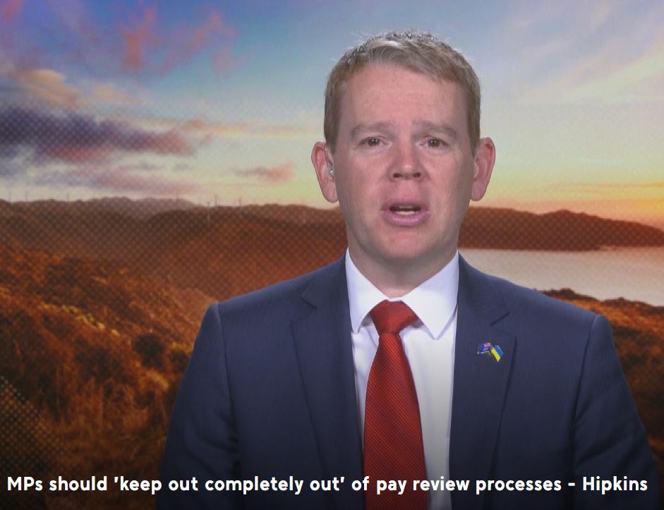 Labour Leader Chris Hipkins Urges MPs to Steer Clear of Pay Review Decisions”