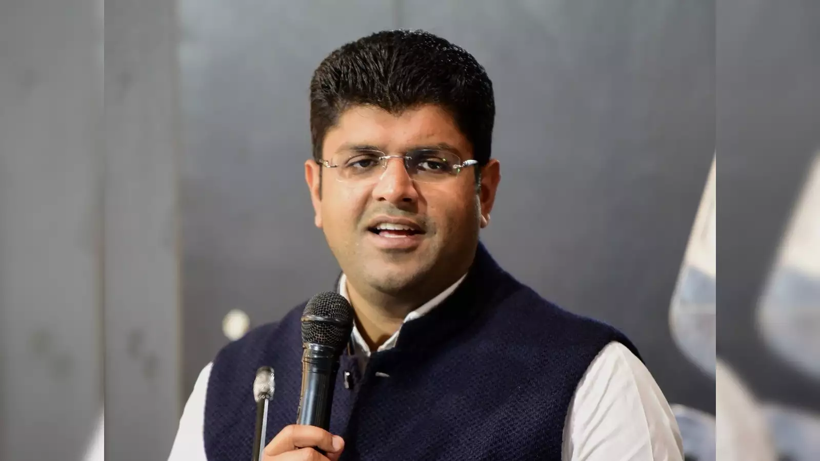 Dushyant Chautala Signals Support for Congress Amid Haryana Government Turmoil